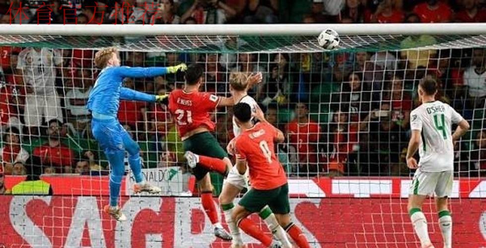 鲁埃达送出助攻 斯韦德贝里头球破门 鲁埃达送出助攻 斯韦德贝里头球破门